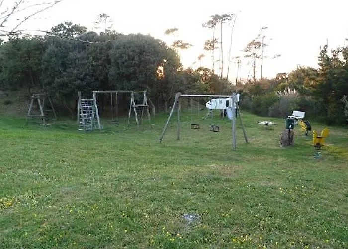 Apartment Noja, Piso A 500 M De Playa En Urbanizacion Tranquila Y Rodeada De Naturaleza Noja