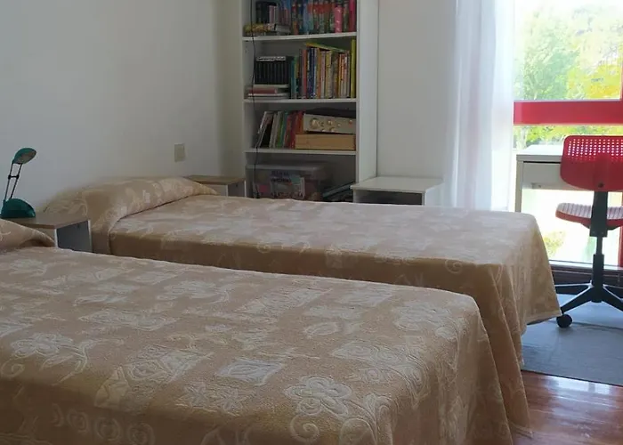 Noja, Piso A 500 M De Playa En Urbanizacion Tranquila Y Rodeada De Naturaleza * Noja